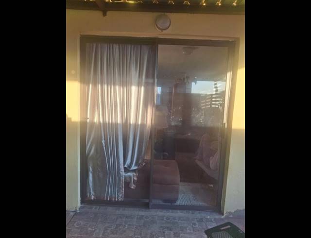 3 BEDROOM HOUSE FOR SALE IN MAYFIELD PARK